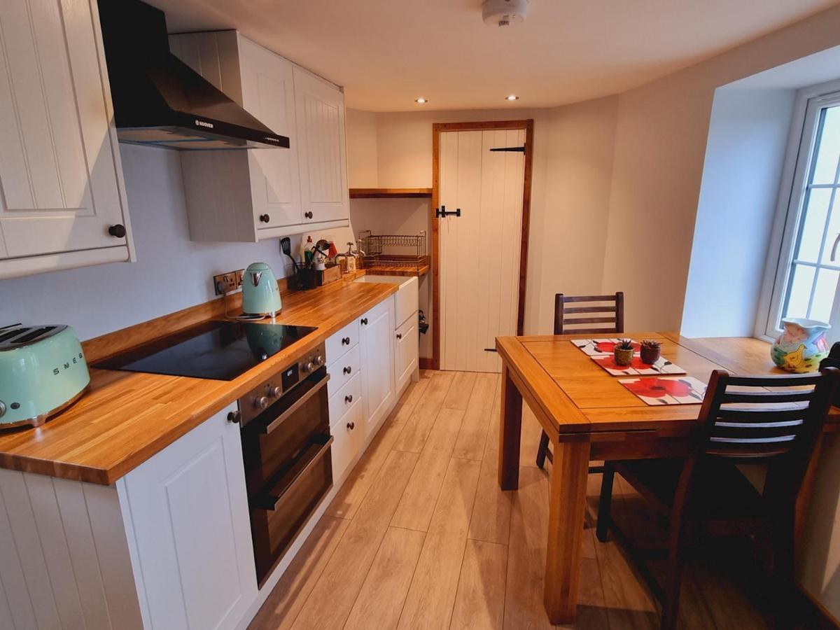 Pass The Keys Charming 19Th Century Country Cottage For 2 Guests Exeter Exteriör bild